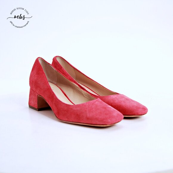 J. McLaughlin Suede Square Toe  Block Heel Pumps Red Women 7.5 - Picture 2 of 14